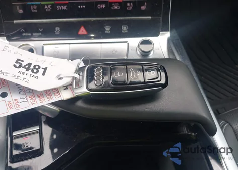 2022 Audi E-Tron Premium Plus Quattro z USA, uszkodzony, nr VIN WA1LAAGE7NB012069